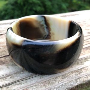 Vintage older model plastic wide marbled brown and cream bangle bracelet